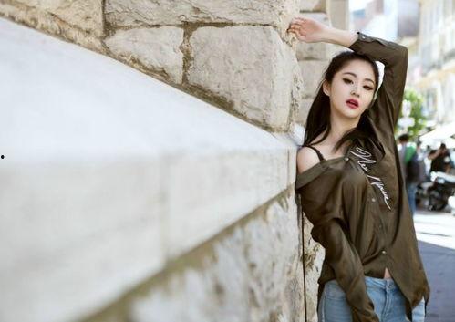 蓝燕3d电影在线观看,沉浸式视觉盛宴,在线观看体验非凡 第3张 蓝燕3d电影在线观看,沉浸式视觉盛宴,在线观看体验非凡 第3张